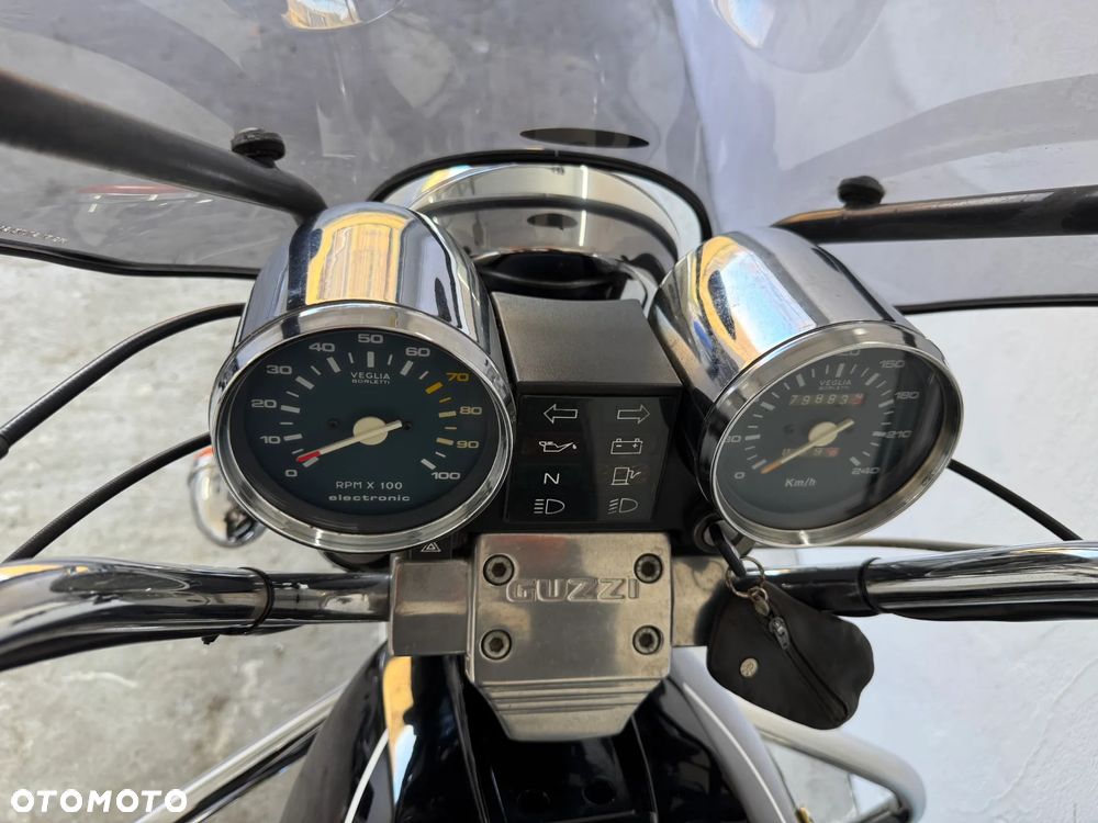 Moto Guzzi California - 40