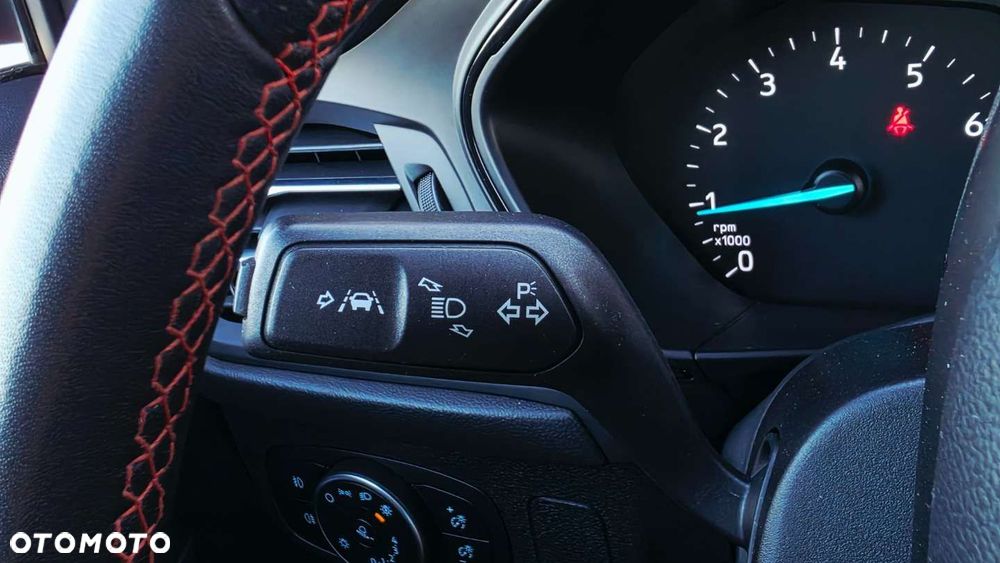 Ford Focus 1.0 EcoBoost Hybrid ST-LINE STYLE - 14