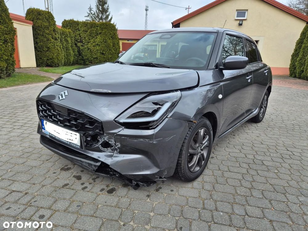 Suzuki Swift 1.2 Dualjet SHVS Premium Plus CVT - 16