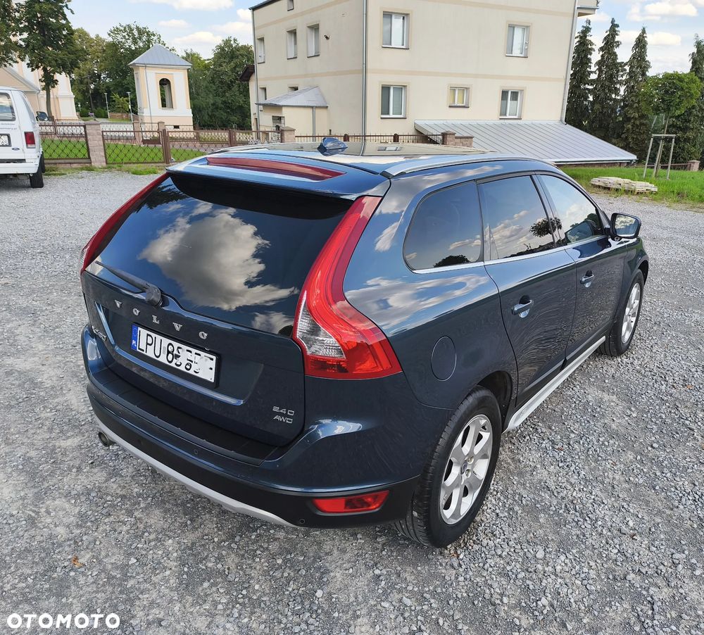 Volvo XC 60 2.4D AWD Summum - 9