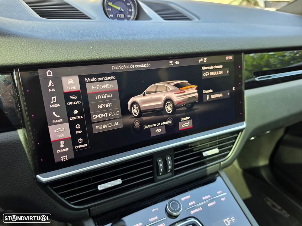 Porsche Cayenne Coupé E-Hybrid Platinum Edition - 23