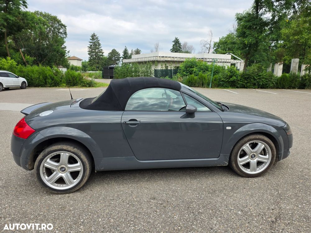 Audi TT 1.8 T - 8