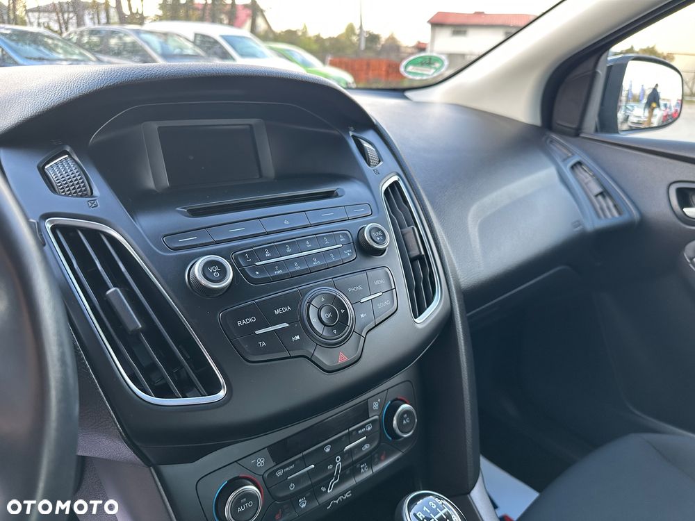 Ford Focus 1.0 EcoBoost Edition - 22