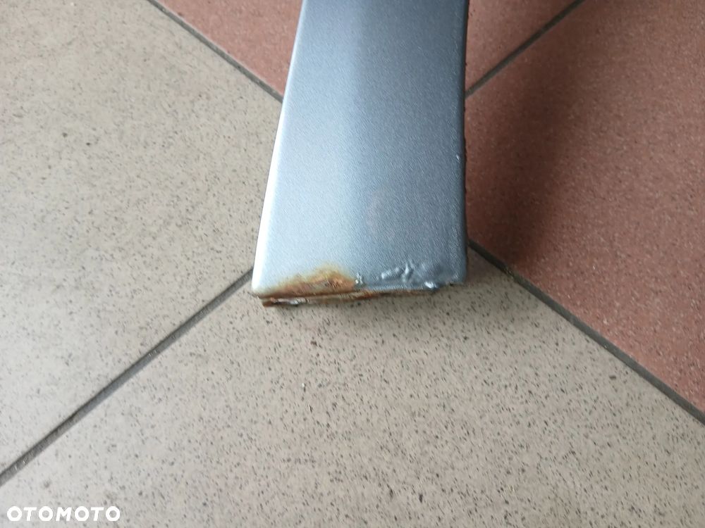 Opel Meriva  B Błotnik Przód Przedni Prawy Z179 - 7