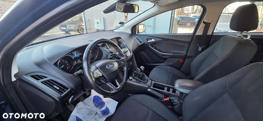 Ford Focus - 29