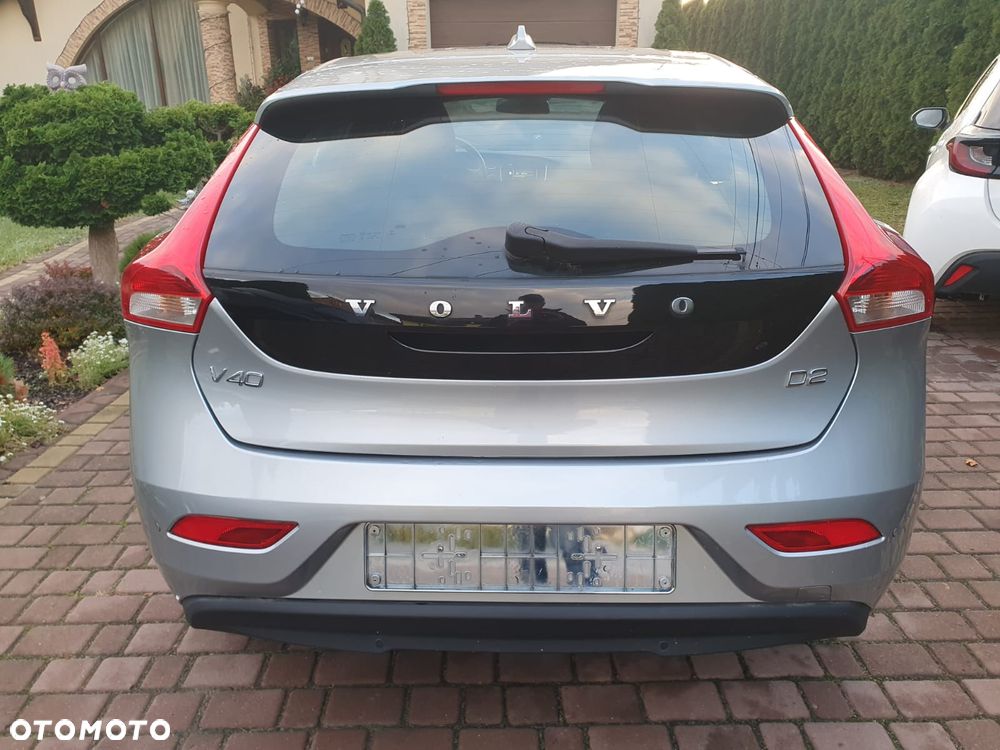 Volvo V40 - 8