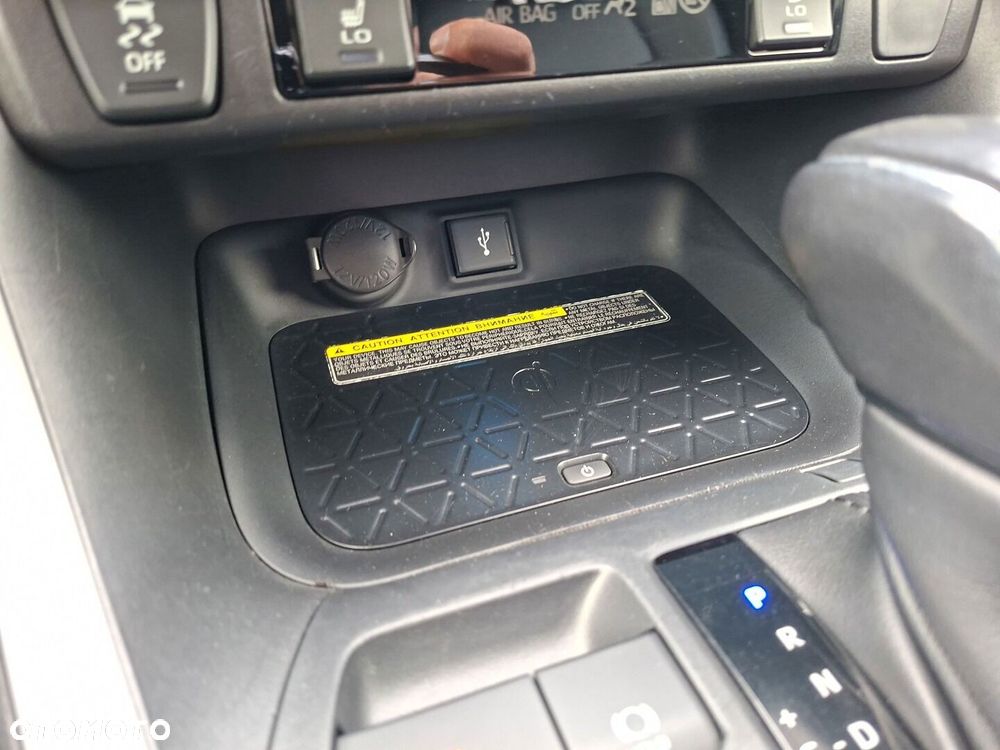 Toyota RAV4 2.5 Hybrid Selection 4x4 - 25