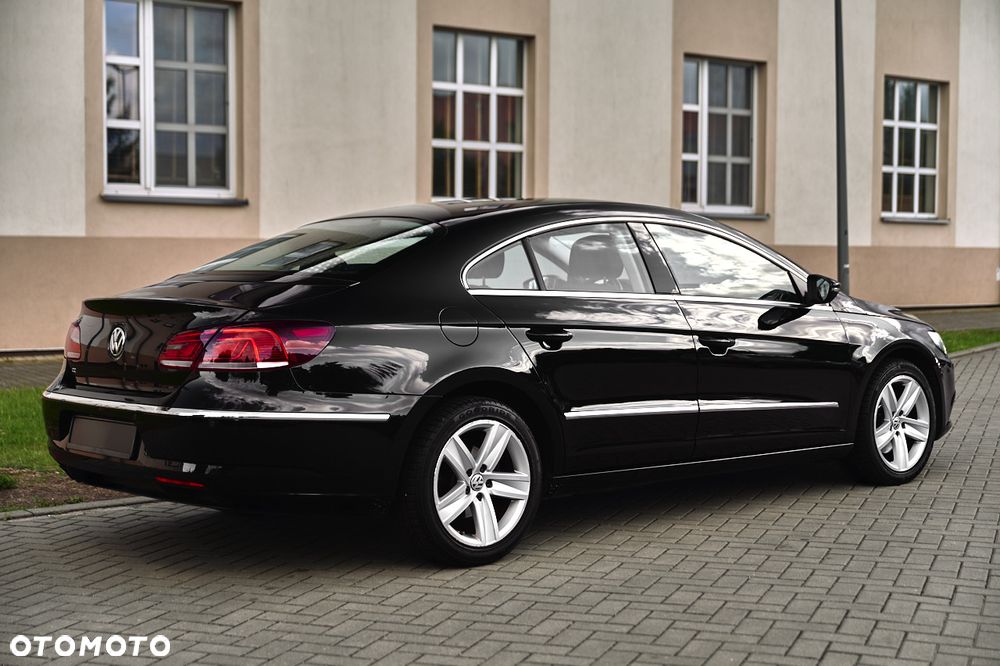 Volkswagen Passat CC 2.0 Blue TDI - 13