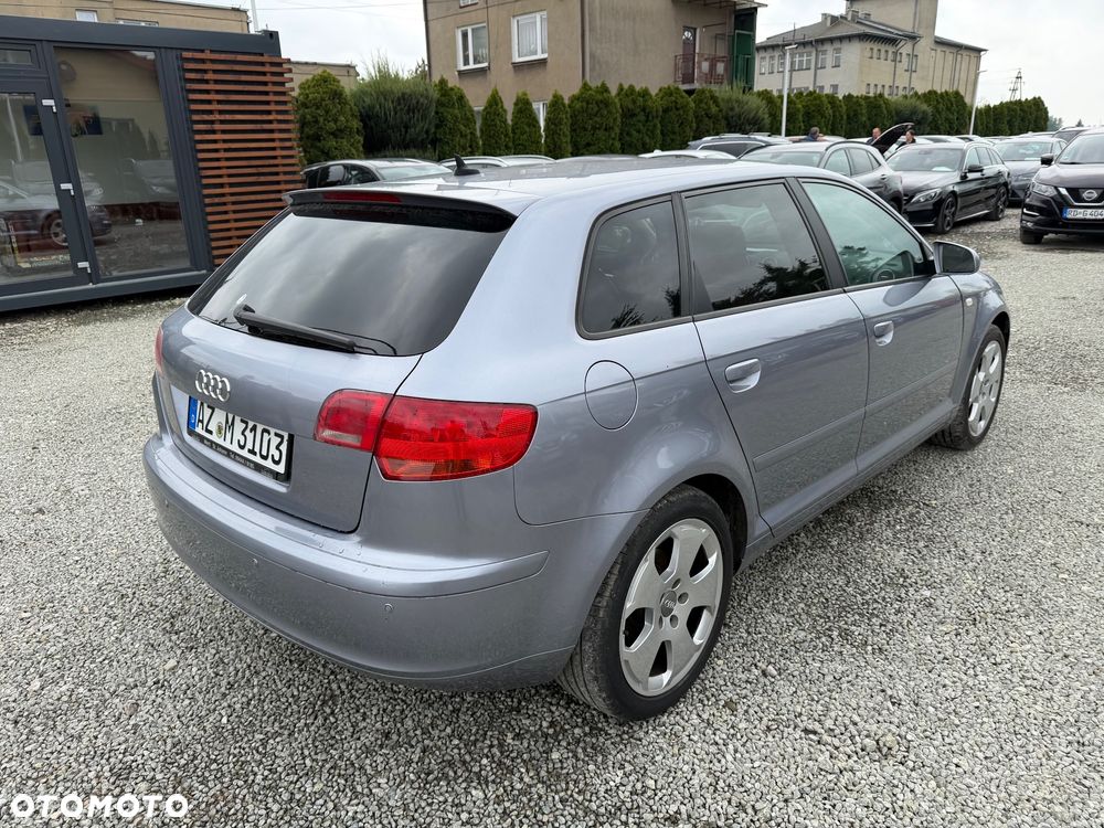 Audi A3 Sportback 1.6 S line Sportpaket plus - 18