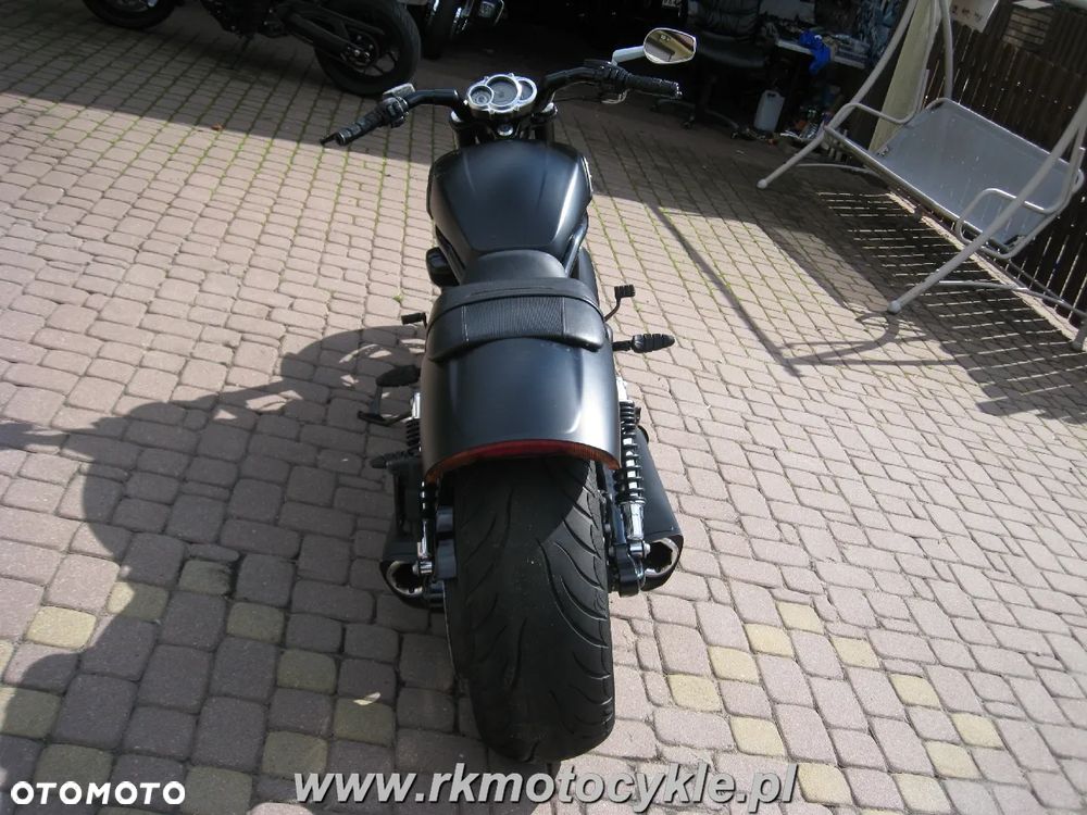 Harley-Davidson V-Rod Muscle - 4