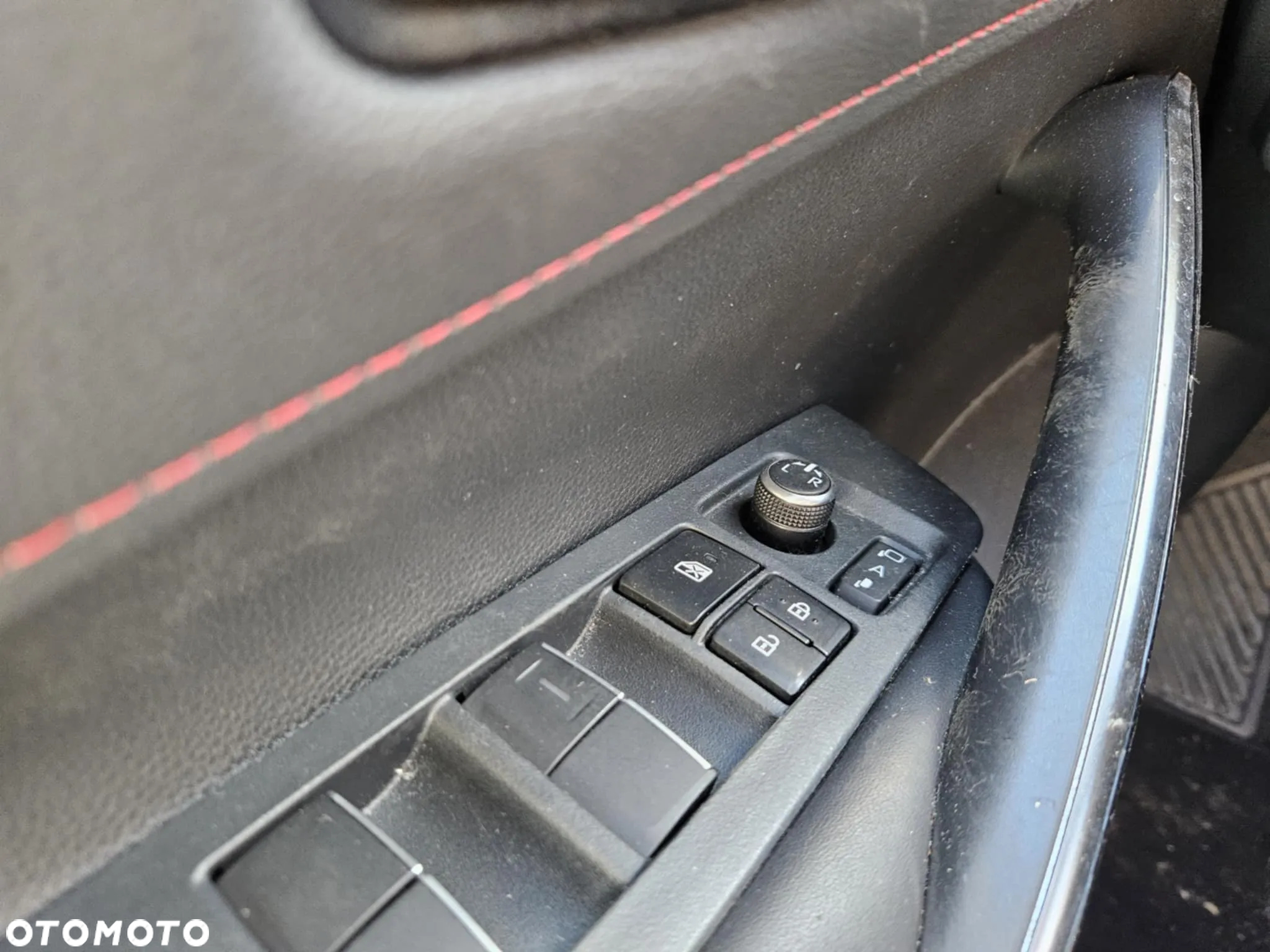 Toyota Corolla - 17