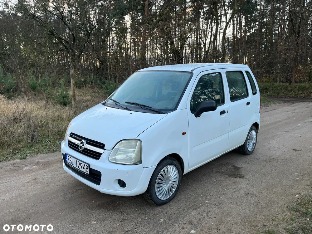 Opel Agila 1.0 Essentia - 1