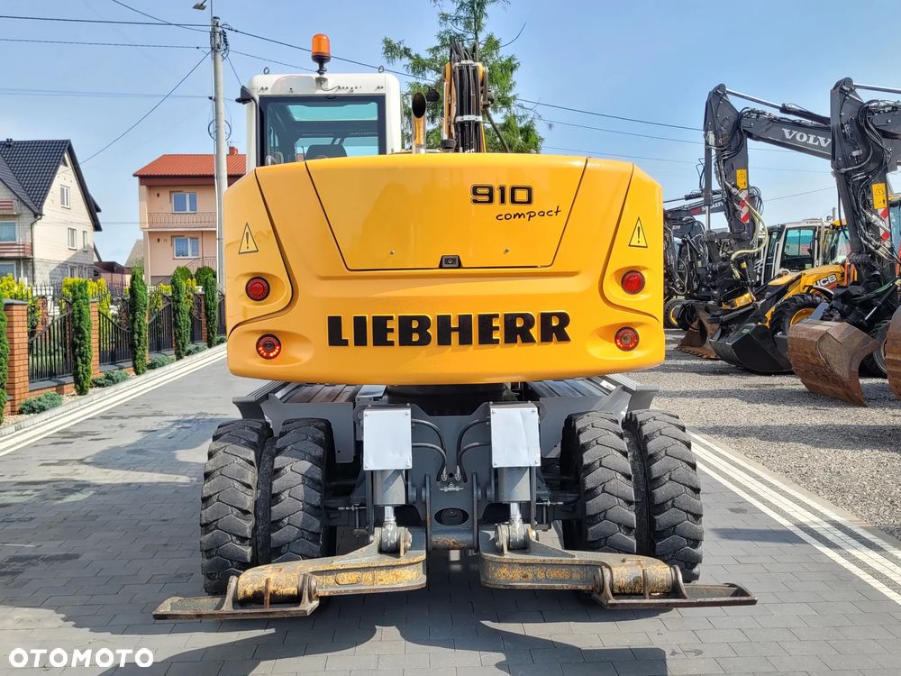 Liebherr A910 compact / 7800h / SUPER STAN / - 6