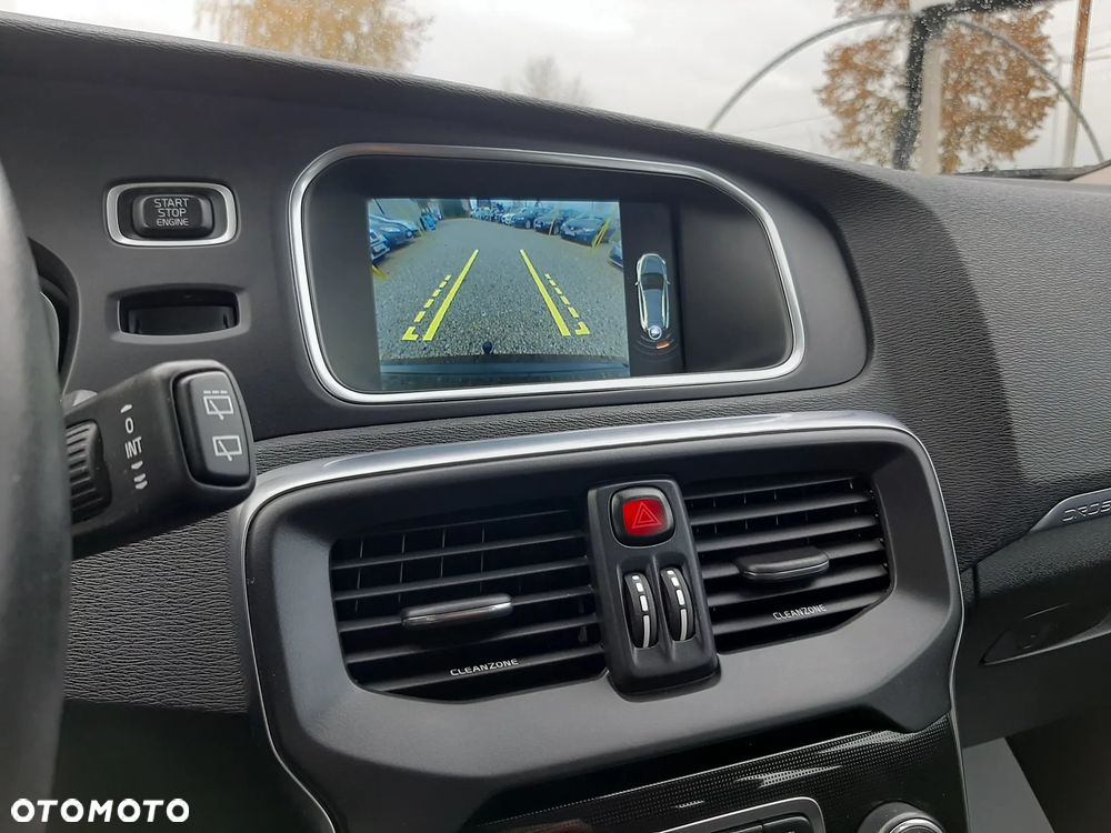 Volvo V40 Cross Country D3 Summum - 13