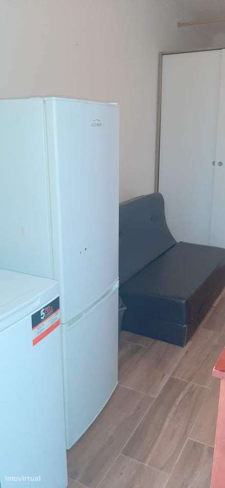 Espaço Renovado com Potencial Habitacional / Multiusos - Grande imagem: 5/13