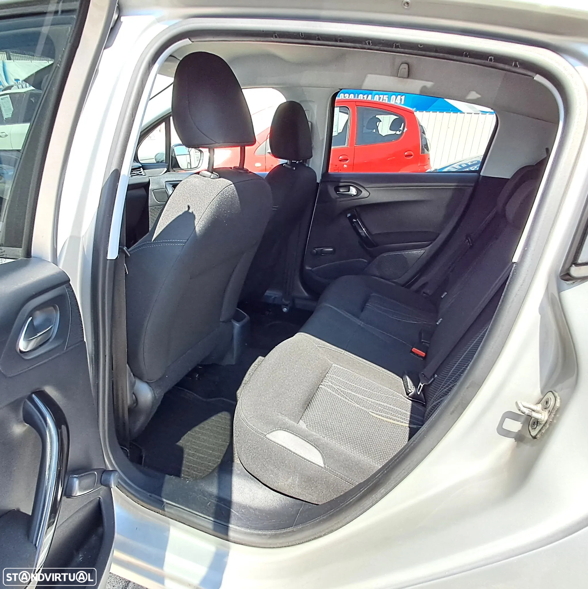 Peugeot 208 1.4 HDi Active - 10
