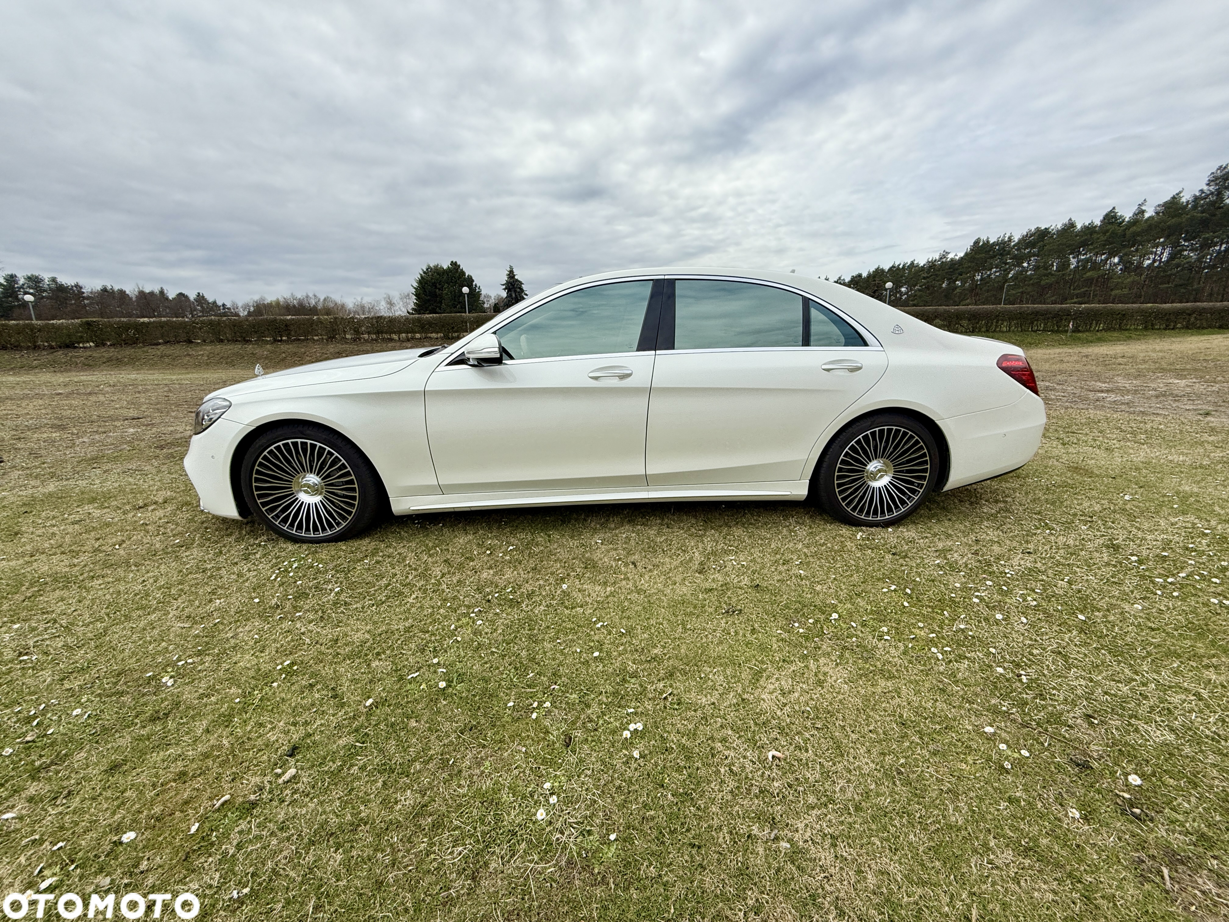 Mercedes-Benz Klasa S 560 4-Matic L 9G-TRONIC - 11