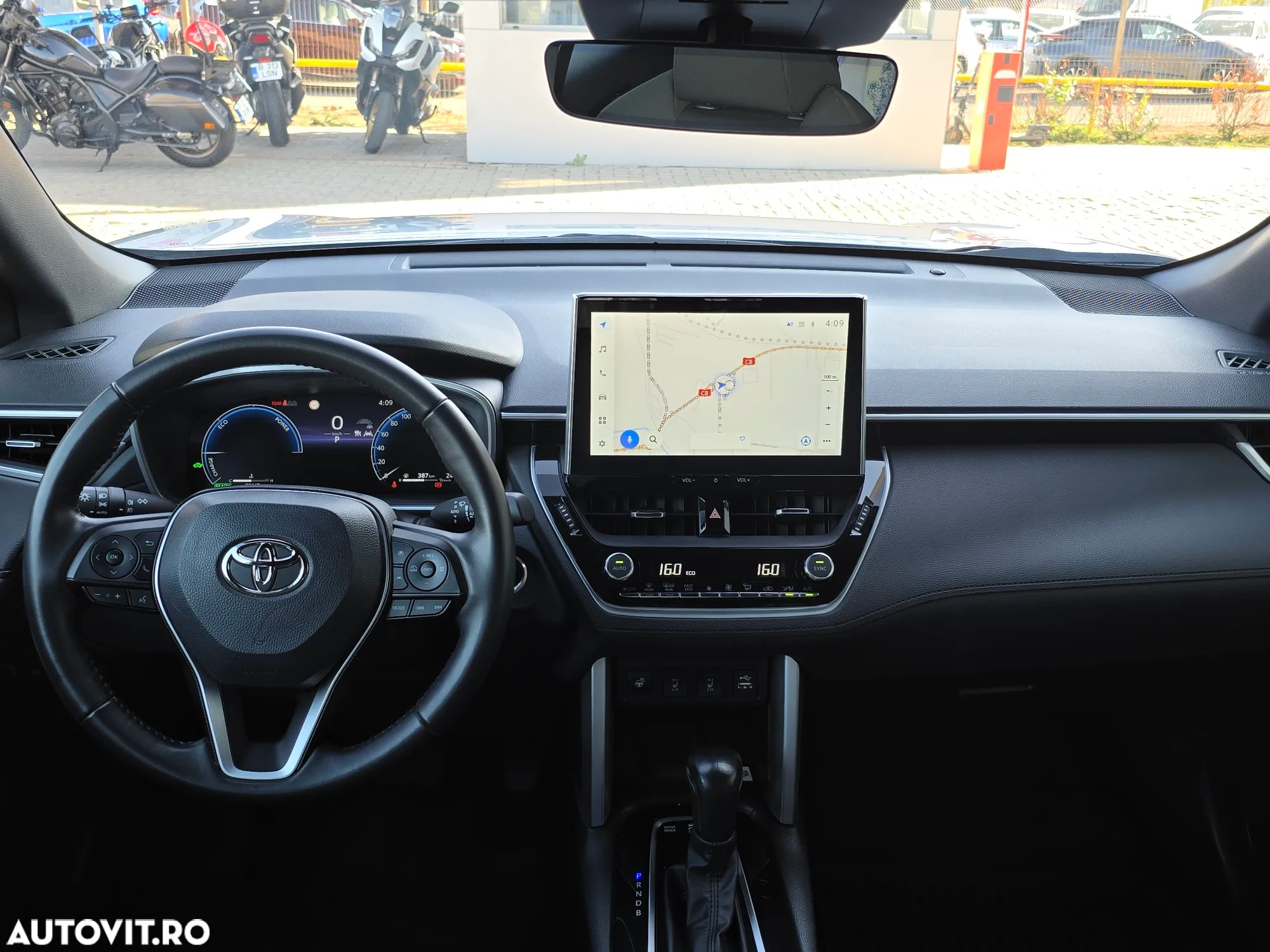 Toyota Corolla Cross - 6