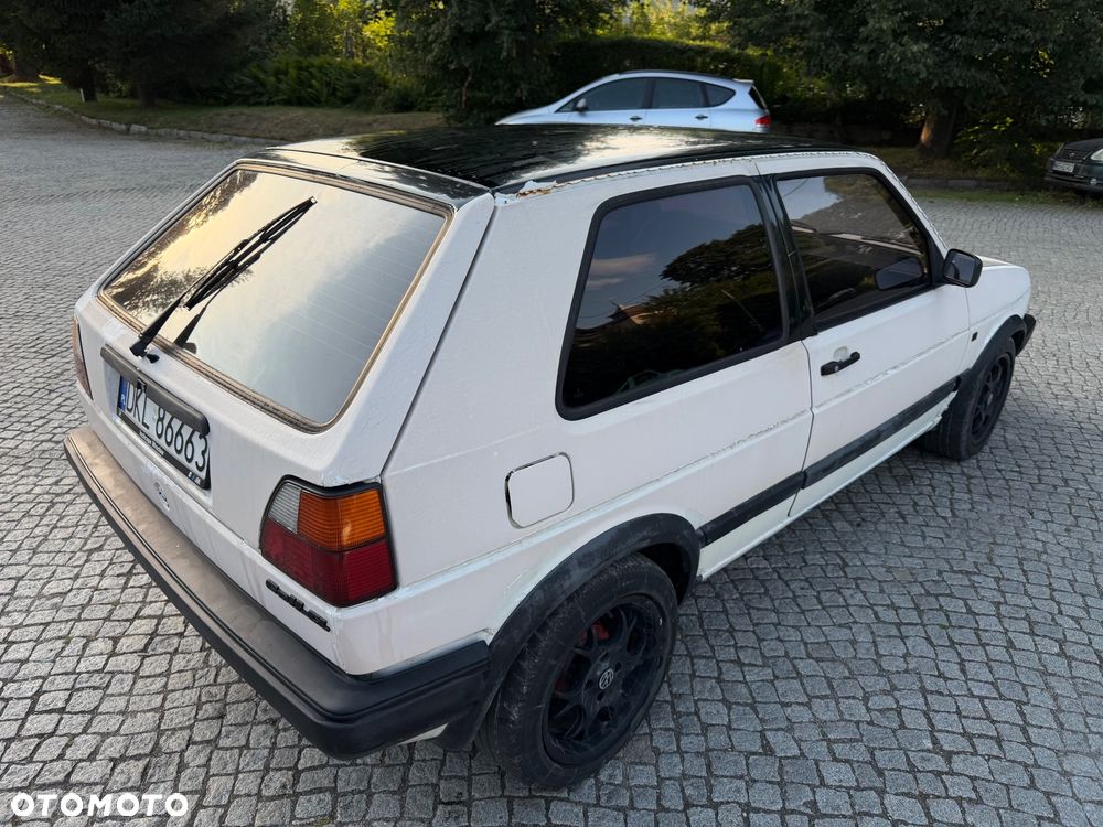 Volkswagen Golf 1.3 - 2