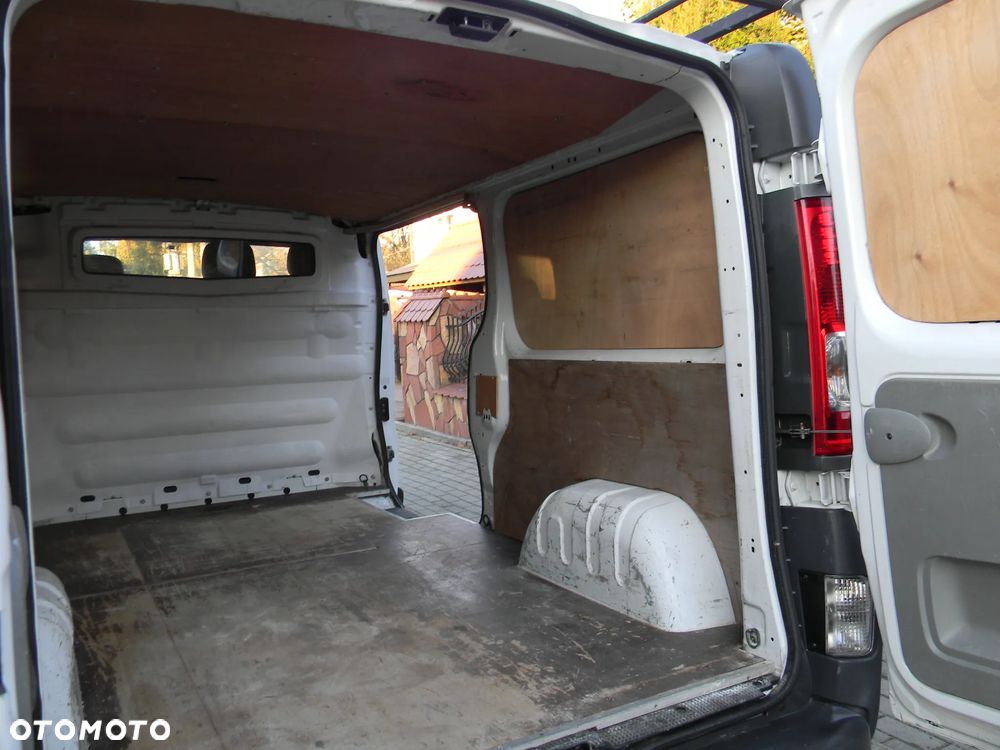 Opel Vivaro - 19