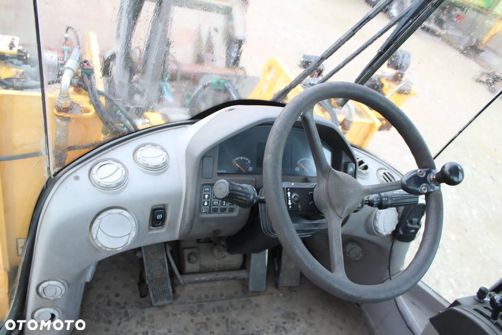 Volvo ŁADOWARKA VOLVO L110 F z Niemiec - 18