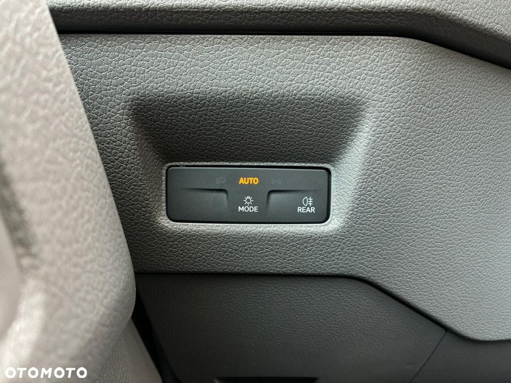 Volkswagen Crafter 35 Furgon AUTOMAT/L3H3, 2.0TDI 177KM, Wysoki dach, r.o. 3640 - 30