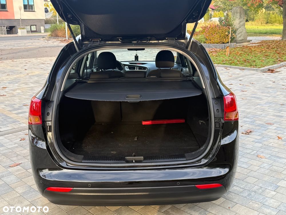 Kia Ceed - 17
