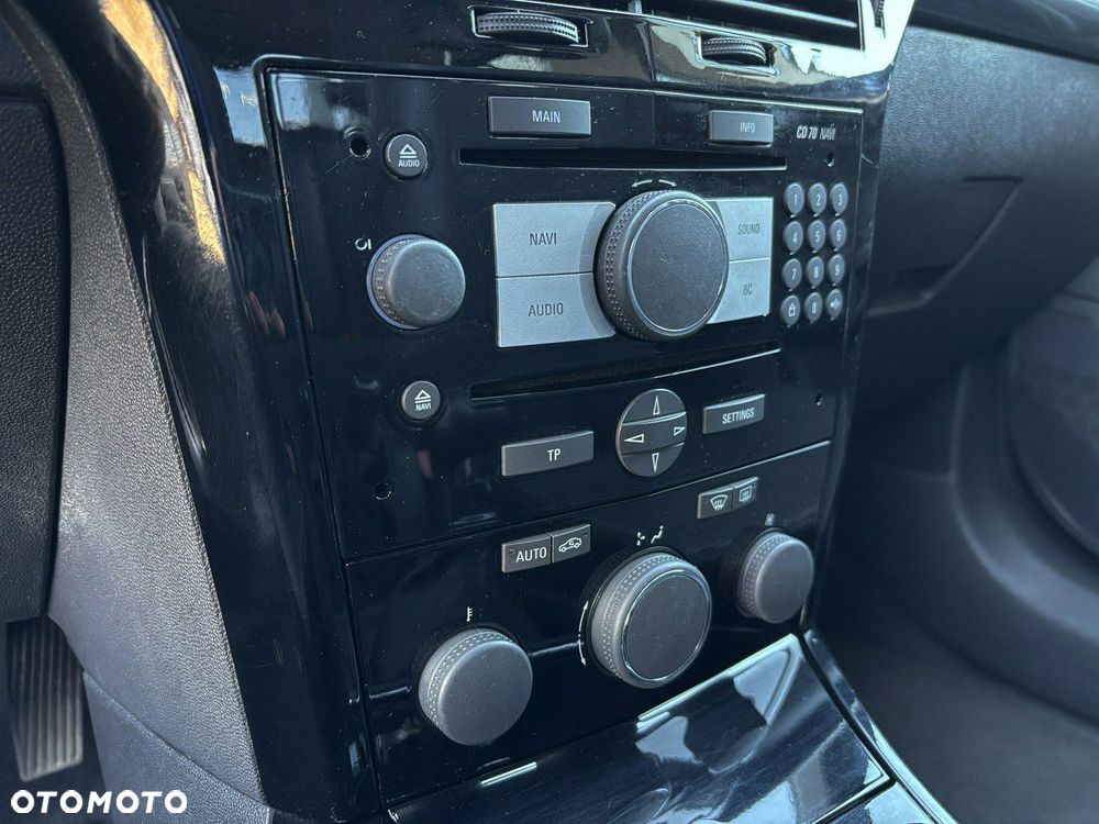 Opel Astra 1.4 Innovation 110 Jahre - 17