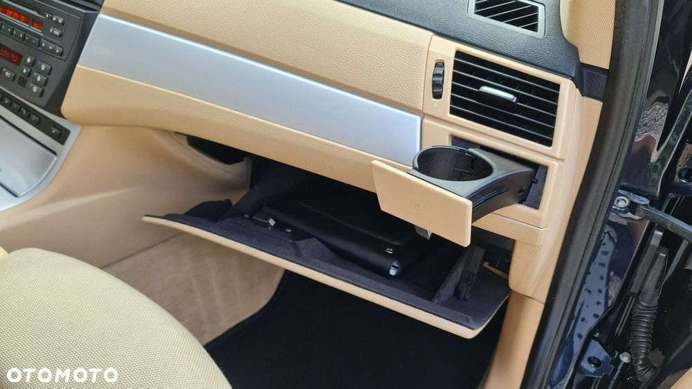 BMW X3 2.5si - 26