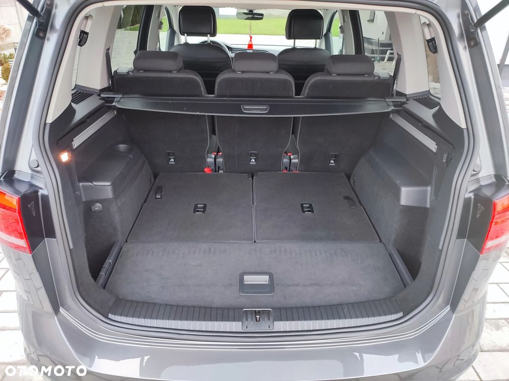 Volkswagen Touran 2.0 TDI BMT Comfortline DSG - 36