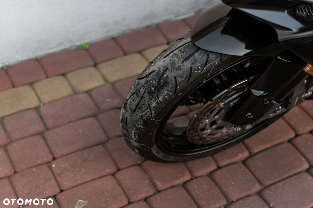 Suzuki GSX-R - 7