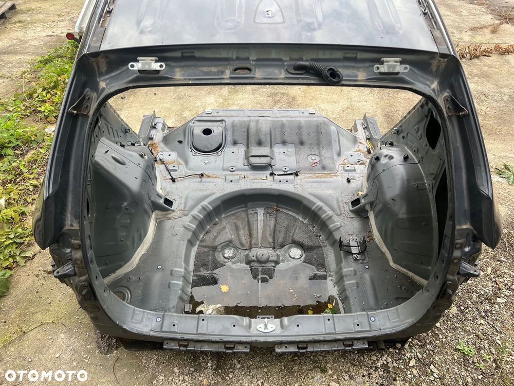 KIA SPORTAGE 4 IV WANNA PAS TYLNY TYŁ ĆWIARTKA BŁOTNIK PODŁOGA - 1