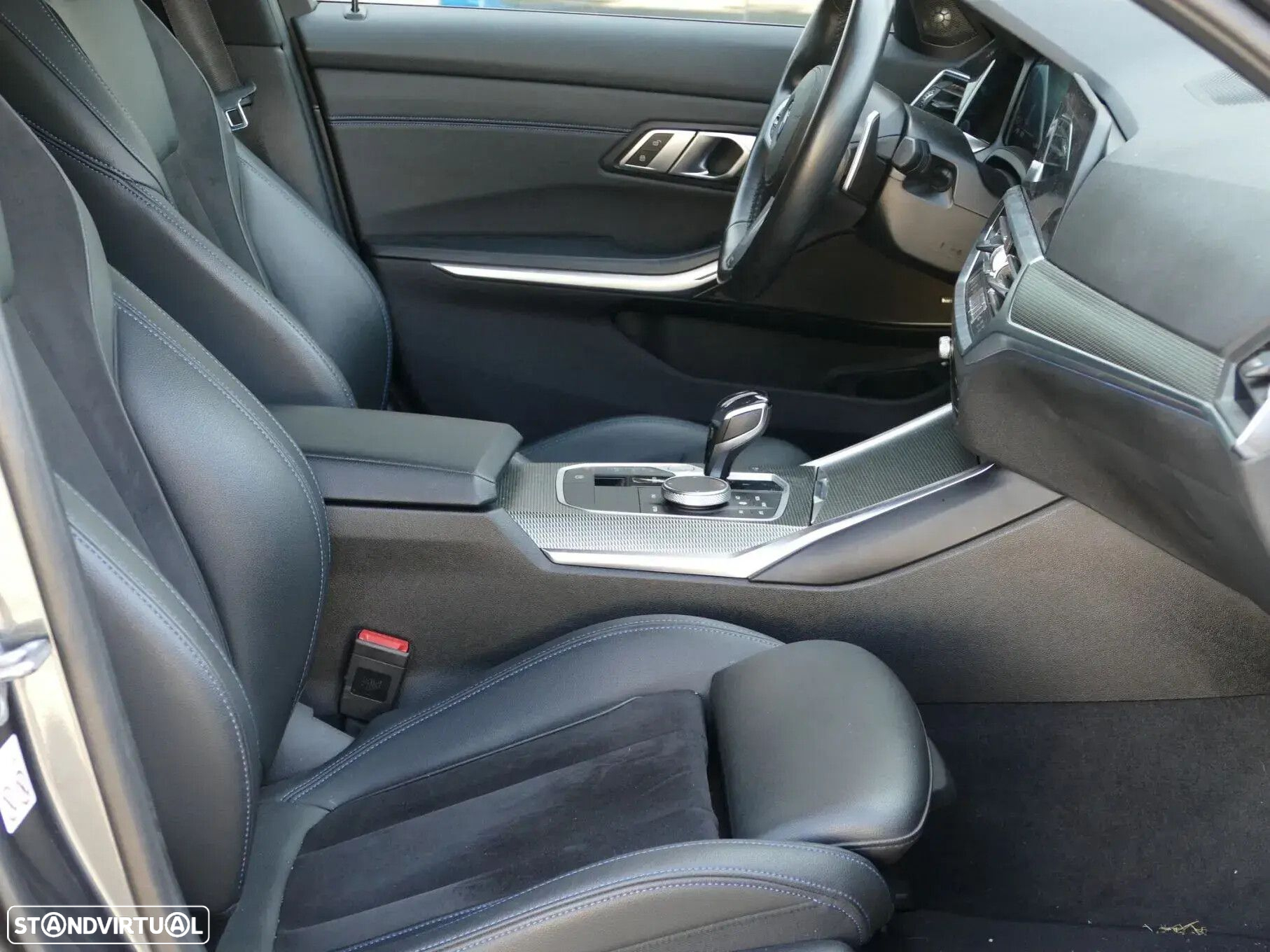 BMW 330 e Touring Pack M Auto - 29
