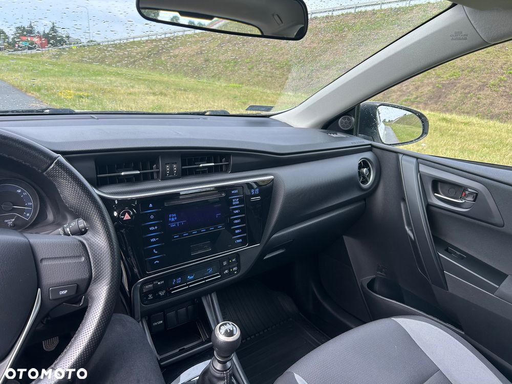 Toyota Auris 1.6 Active - 25