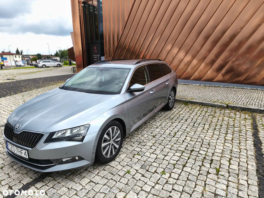 Skoda Superb 1.6 TDI GreenLine - 2