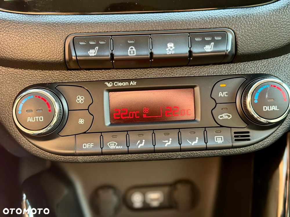 Kia Ceed 1.6 GDI DCT Platinum Edition - 24