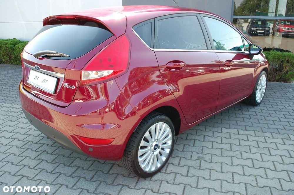 Ford Fiesta - 13