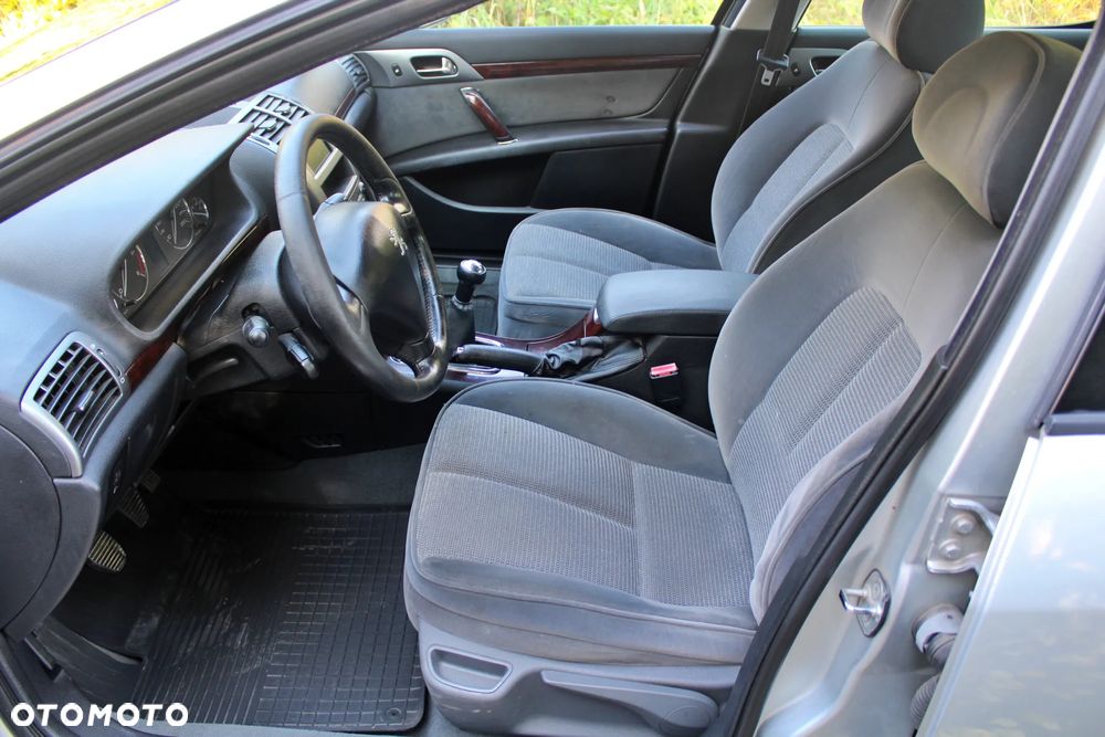 Peugeot 407 1.6 HDi Presence - 16