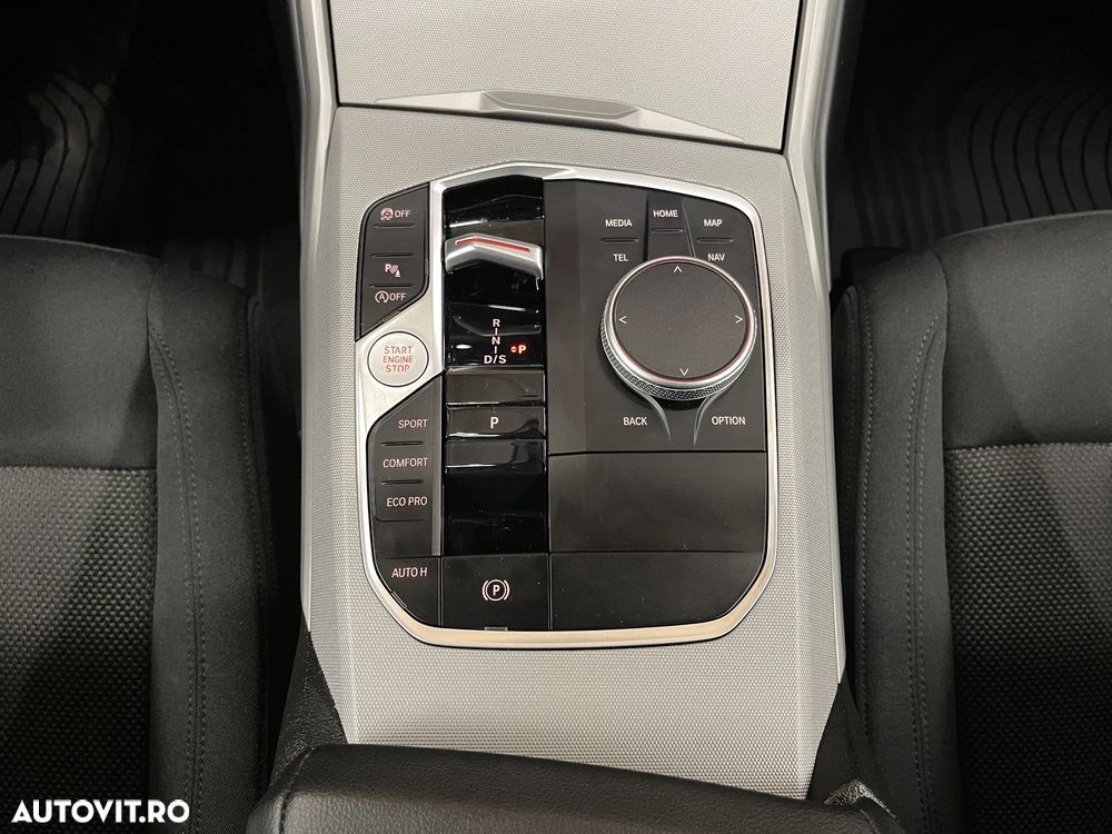 BMW Seria 3 318i AT - 23