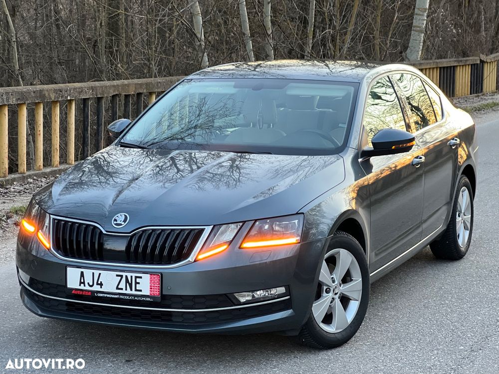Skoda Octavia 1.6 TDI DSG Style - 2