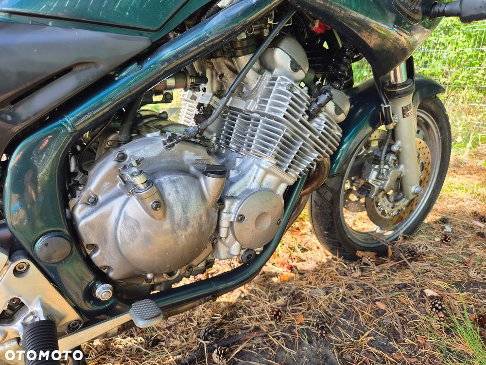 Yamaha XJ - 5