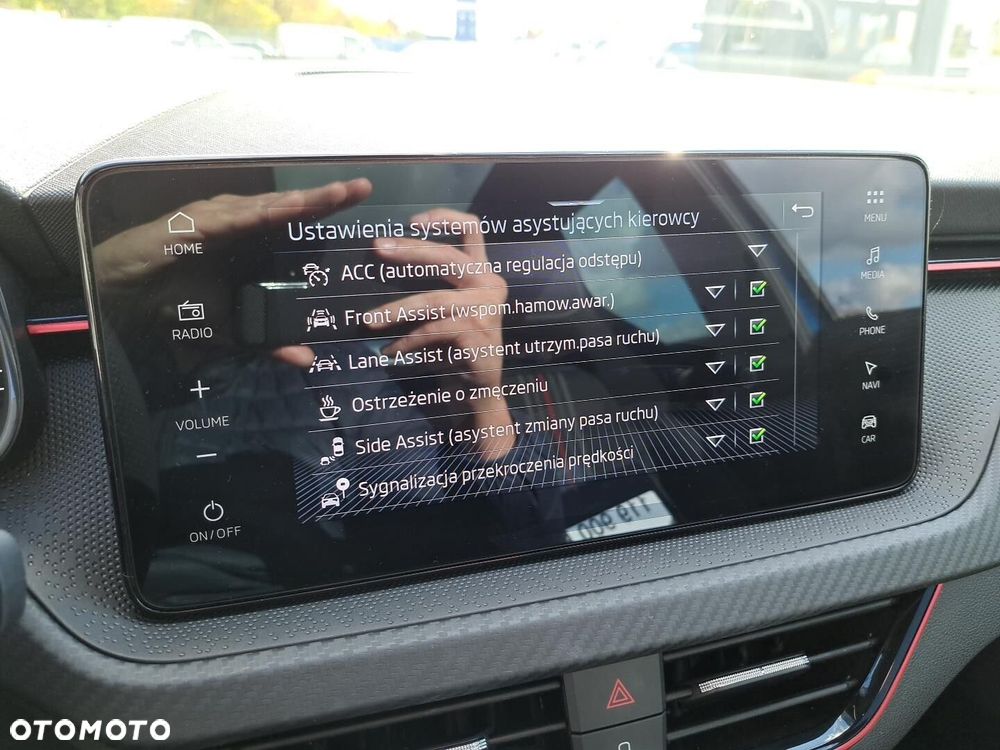 Skoda Kamiq 1.5 TSI Monte Carlo DSG - 21