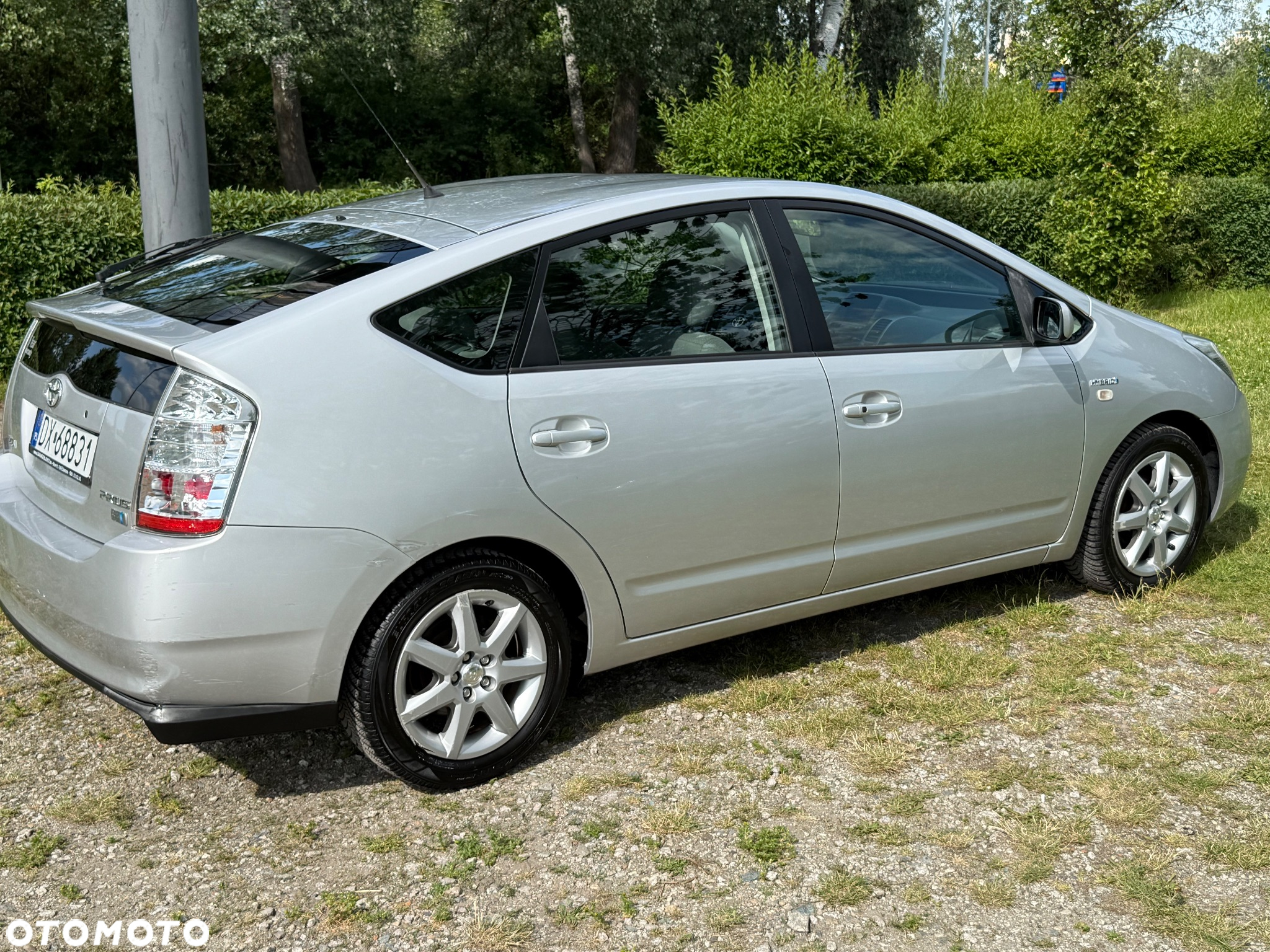 Toyota Prius 1.5 VVT-i Sol - 2