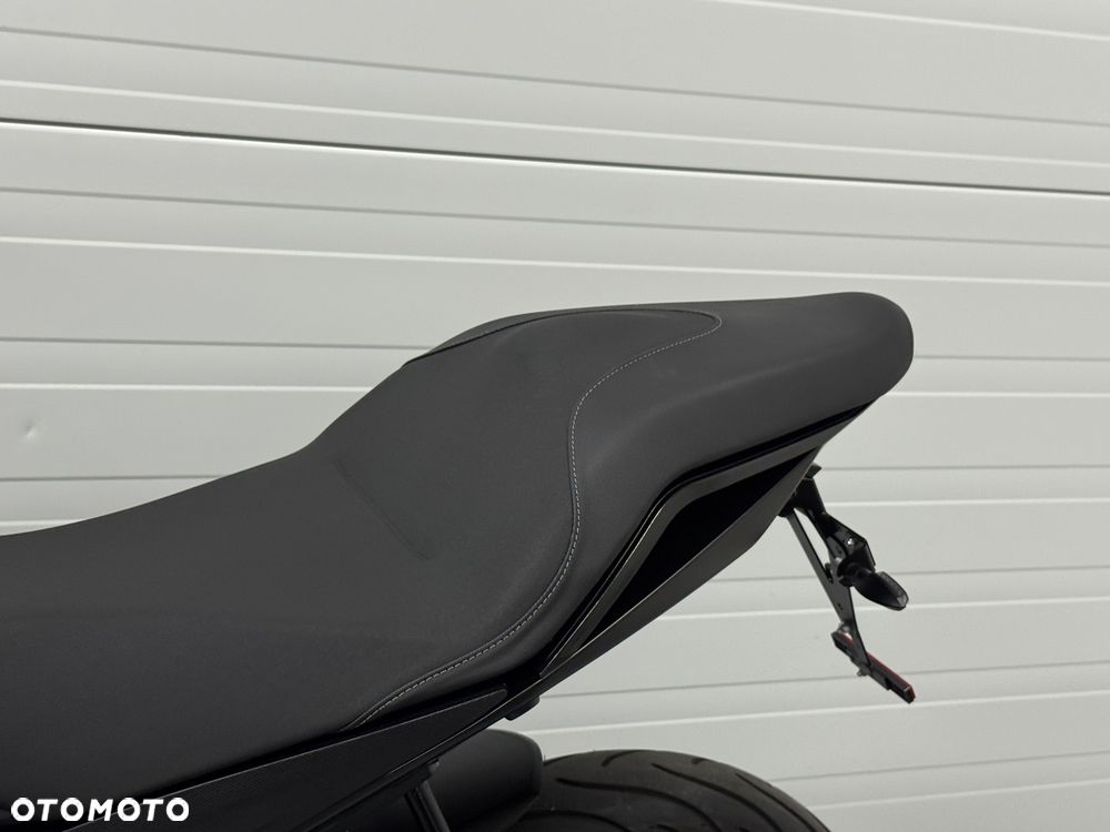 Aprilia Tuono - 22