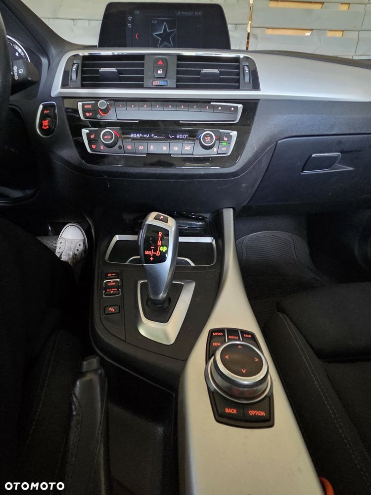 BMW Seria 1 118d - 9