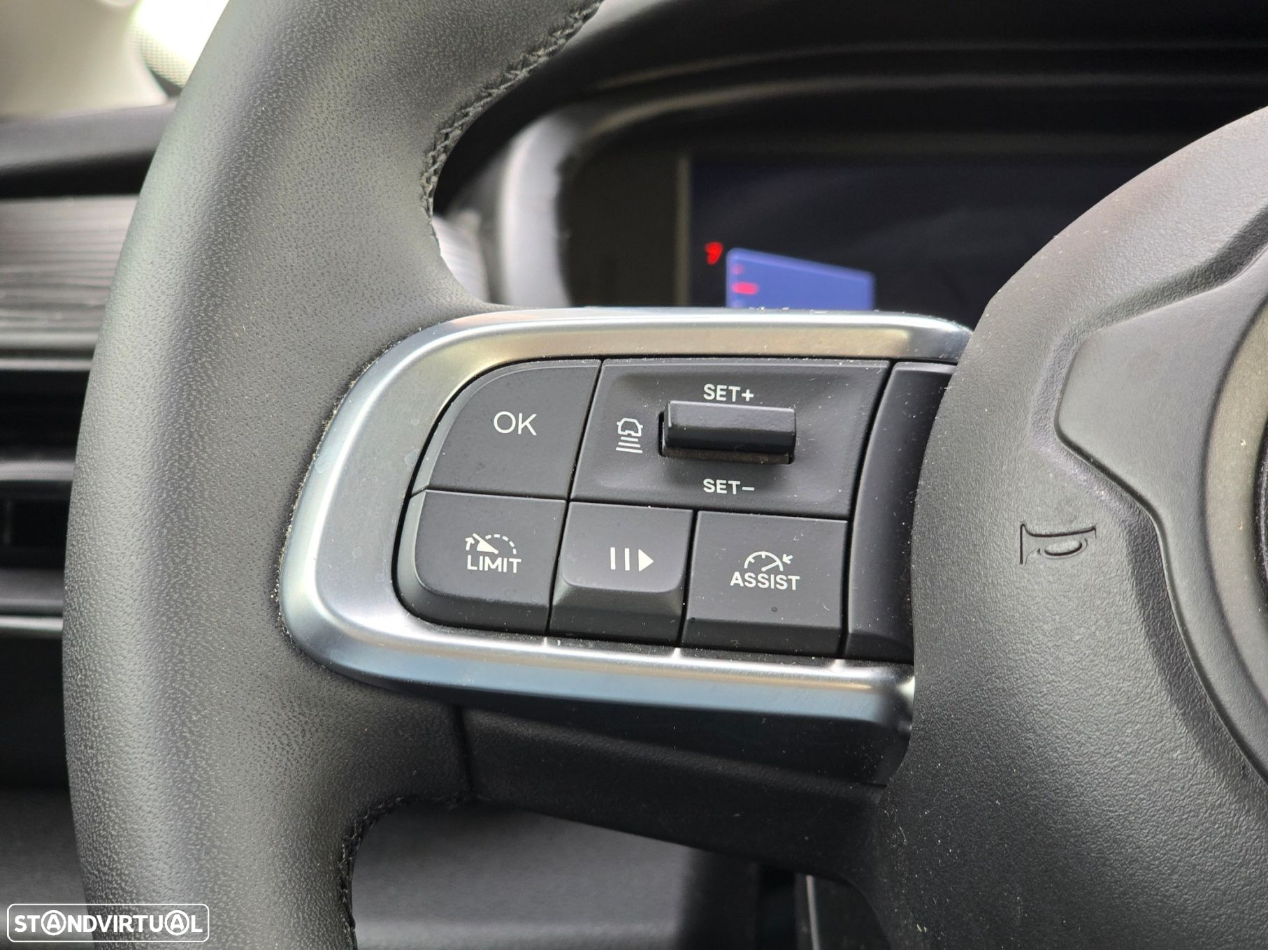 Jeep Avenger 1.2 GSE T3 Altitude - 19