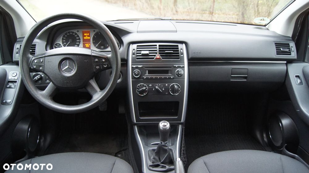 Mercedes-Benz Klasa B 150 Special Edition - 12