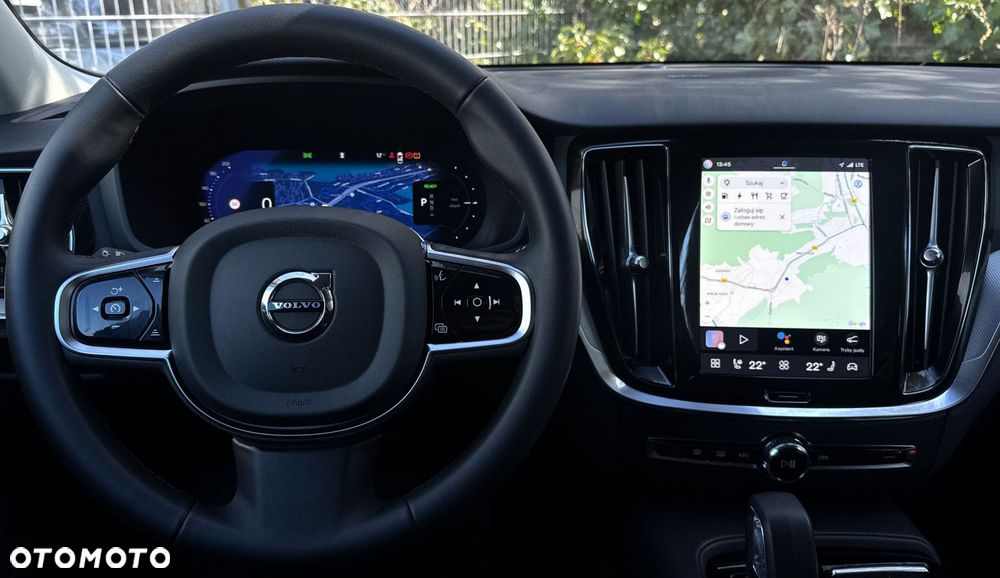 Volvo V60 2025