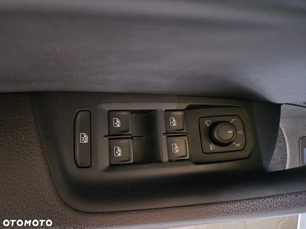 Volkswagen Arteon 2.0 TDI SCR R-Line Edition DSG - 10