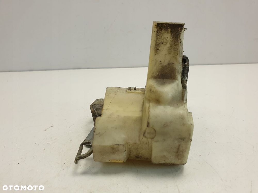 Mercedes C126 W126 COUPE SEC ZAMEK DRZWI LEWY - 8